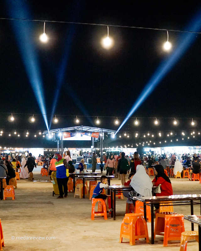 Panggung Hiburan PRR Night Market Marelan