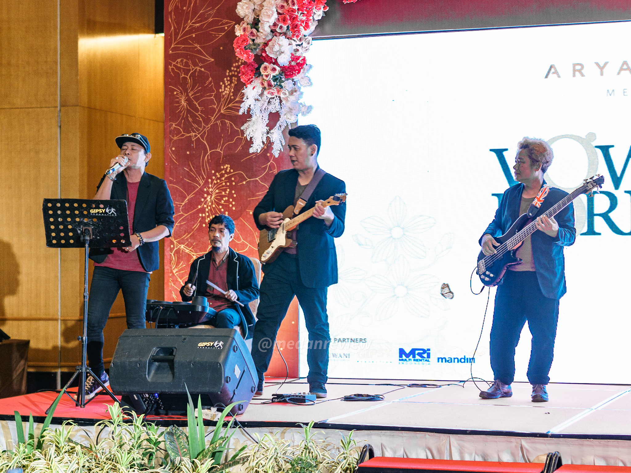 Live Music di acara peluncuran “Vow and Forever” Aryaduta Medan