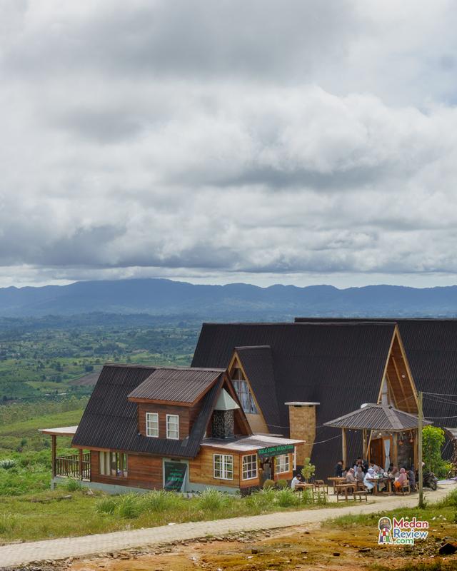 Kacinambun Highland Puncak 2000 Siosar Destinasi Wisata Viral di Tanah Karo